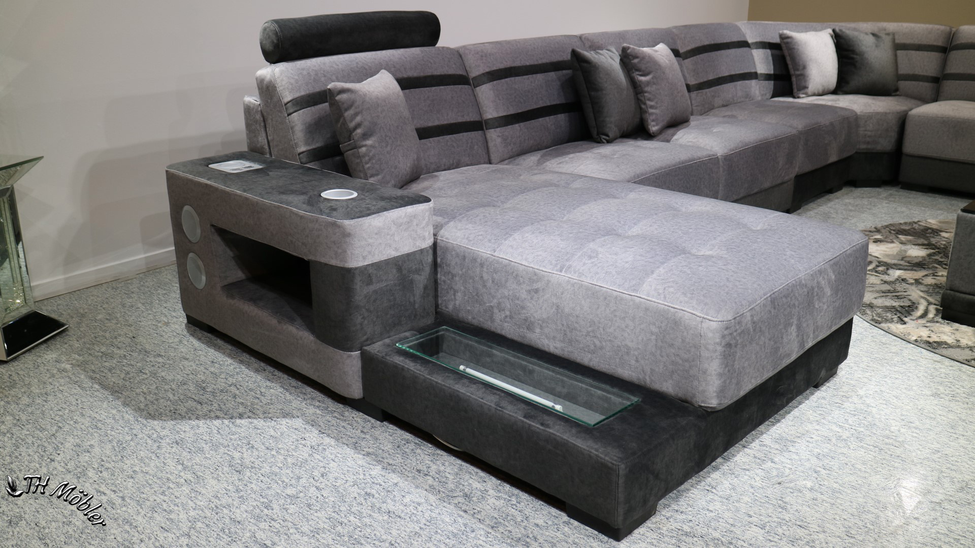 Emelia XXL vänster 10+9 5